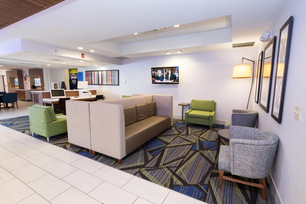 Express & By Ihg